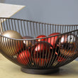 Laden Sie das Bild in den Galerie-Viewer, Moderne Obstschale // Metall // Stahlgrau - Schwarz // dekorativer Designer Obstkorb - CALUTEA